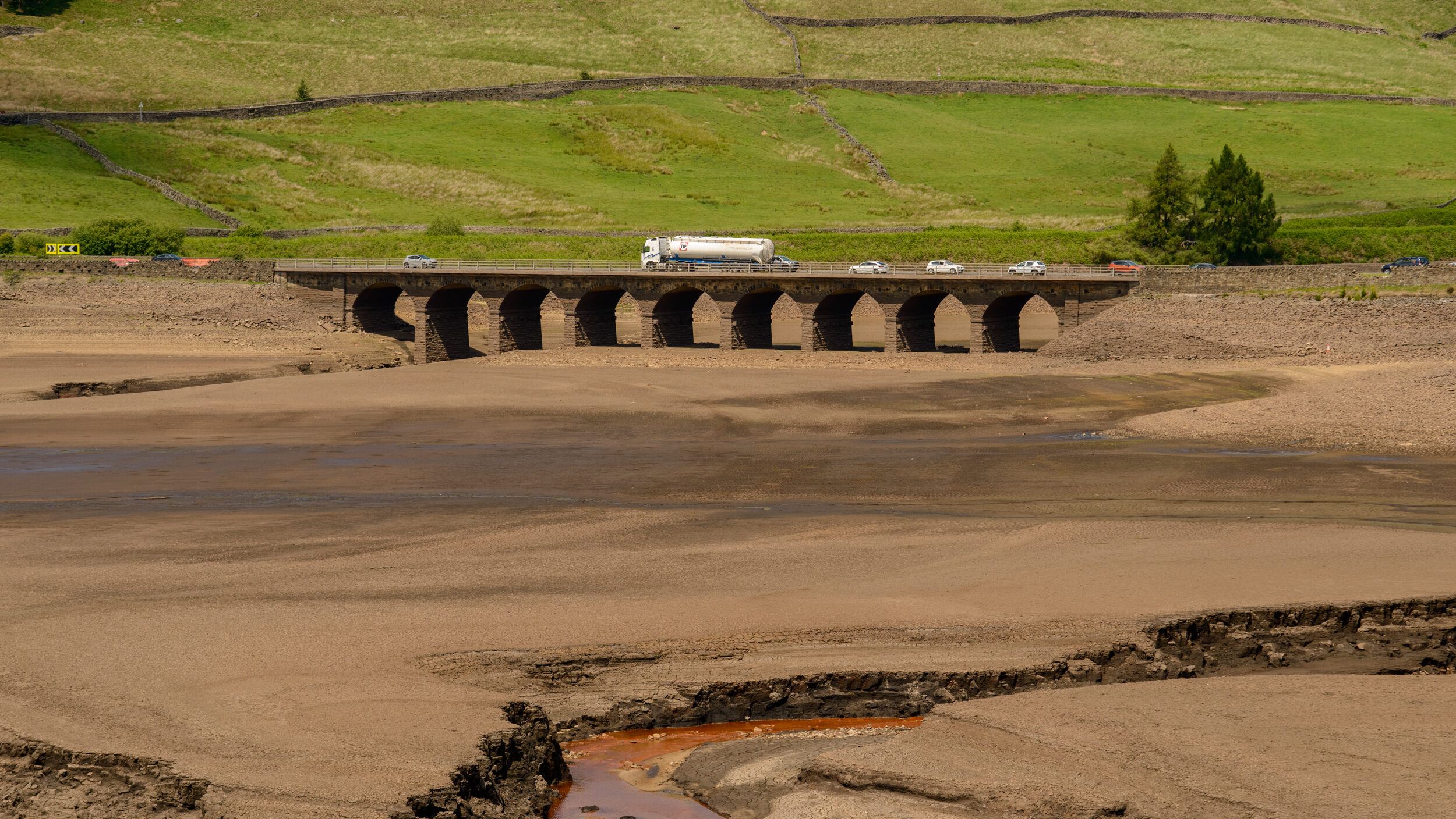 General view of low water levels in Woodhead Reservoir, Derbyshire in 2025, following the driest spring in England since 1893.